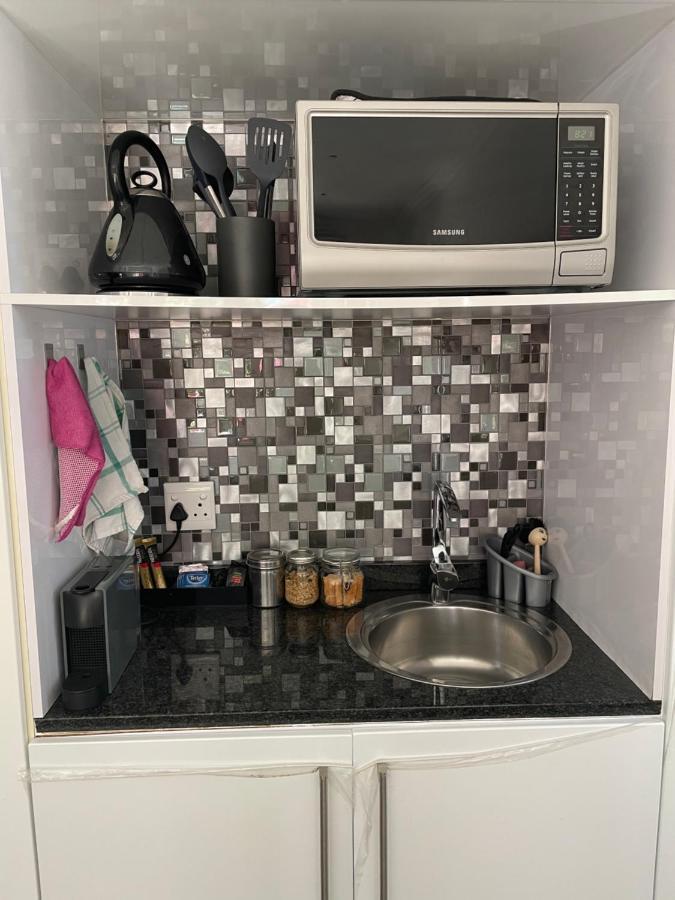 Ferienwohnung Whispering Palms Port Elizabeth Zimmer foto